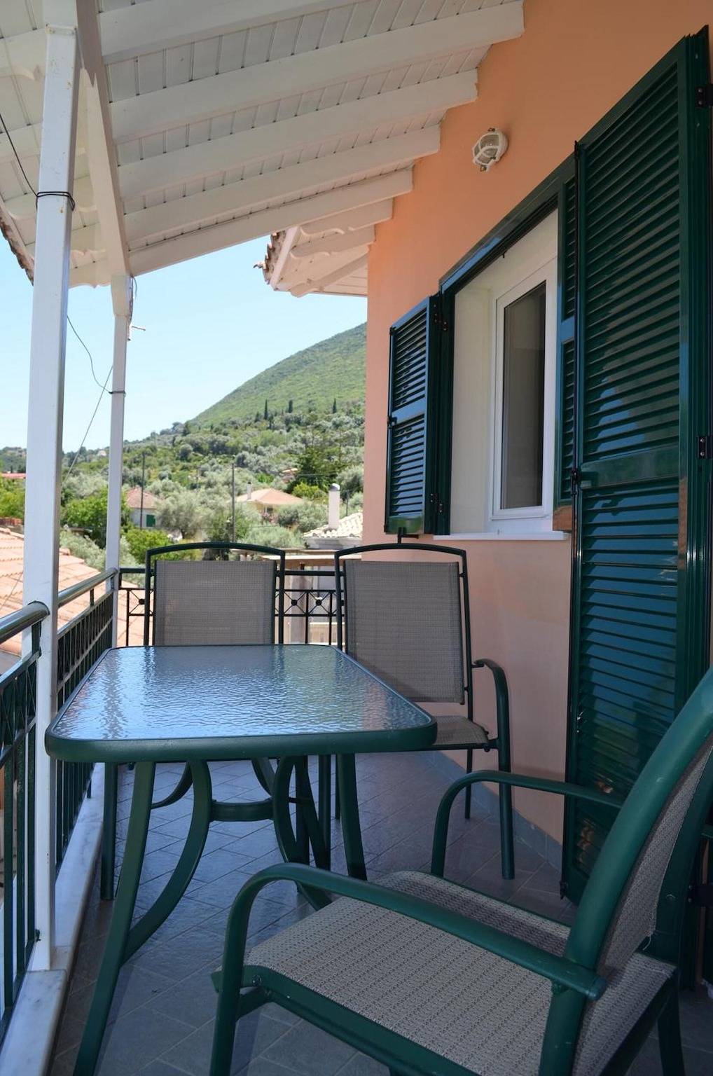 Room 'Odysseia 1' with Shared Terrace, Wi-Fi and Air Conditioning in Nikiana, Alexandros