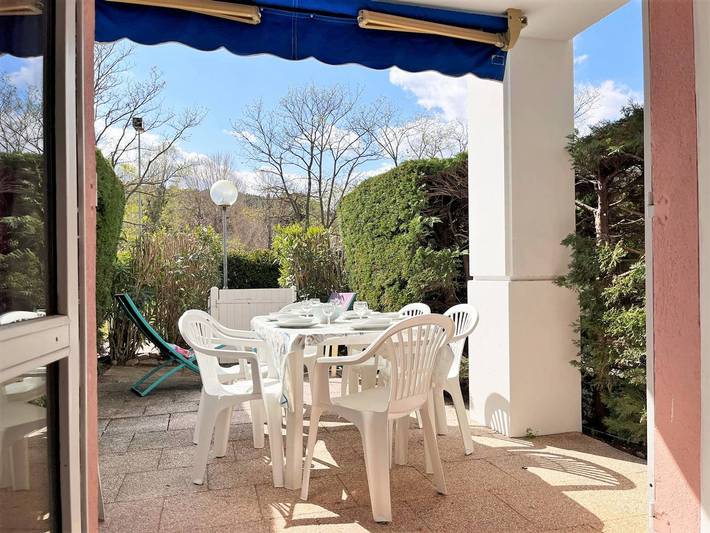 Location de vacances pour 6 personnes, avec Terrasse dans Cavalière