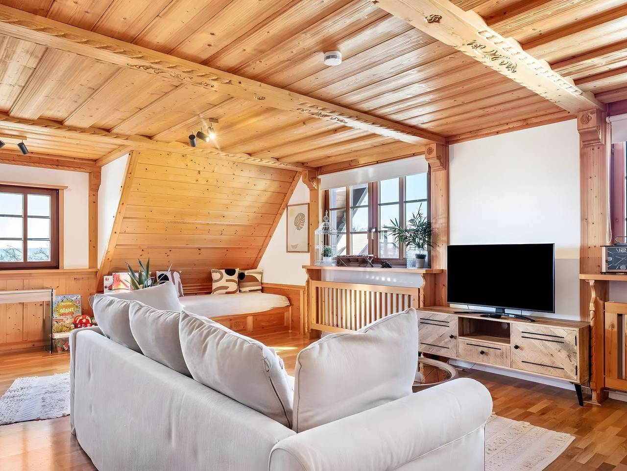 Ganze Ferienwohnung, Landhaus Alpenpanorama - Ferienwohnung Familienglück in Göschweiler, Löffingen