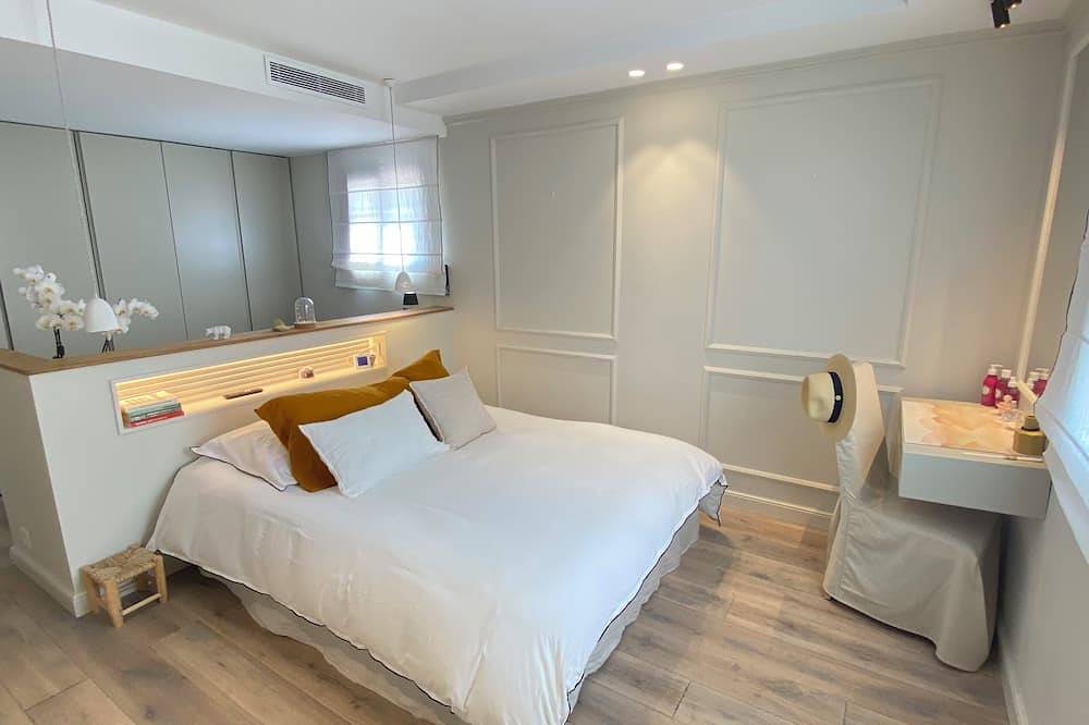 Pleasant modern Provencal family villa in Pégomas, Region de Cannes
