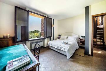 Villa for 6 People in San Gimignano, Siena Province, Photo 2