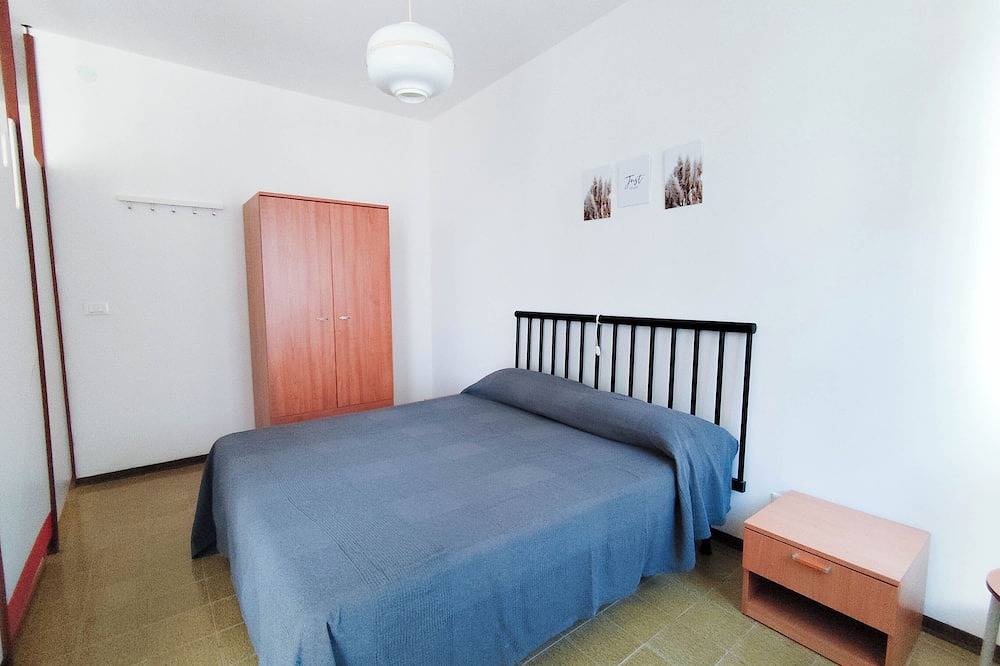 Hel leilighet, Seaside studio apartment with balcony in Lido di Jesolo, Jesolo-City