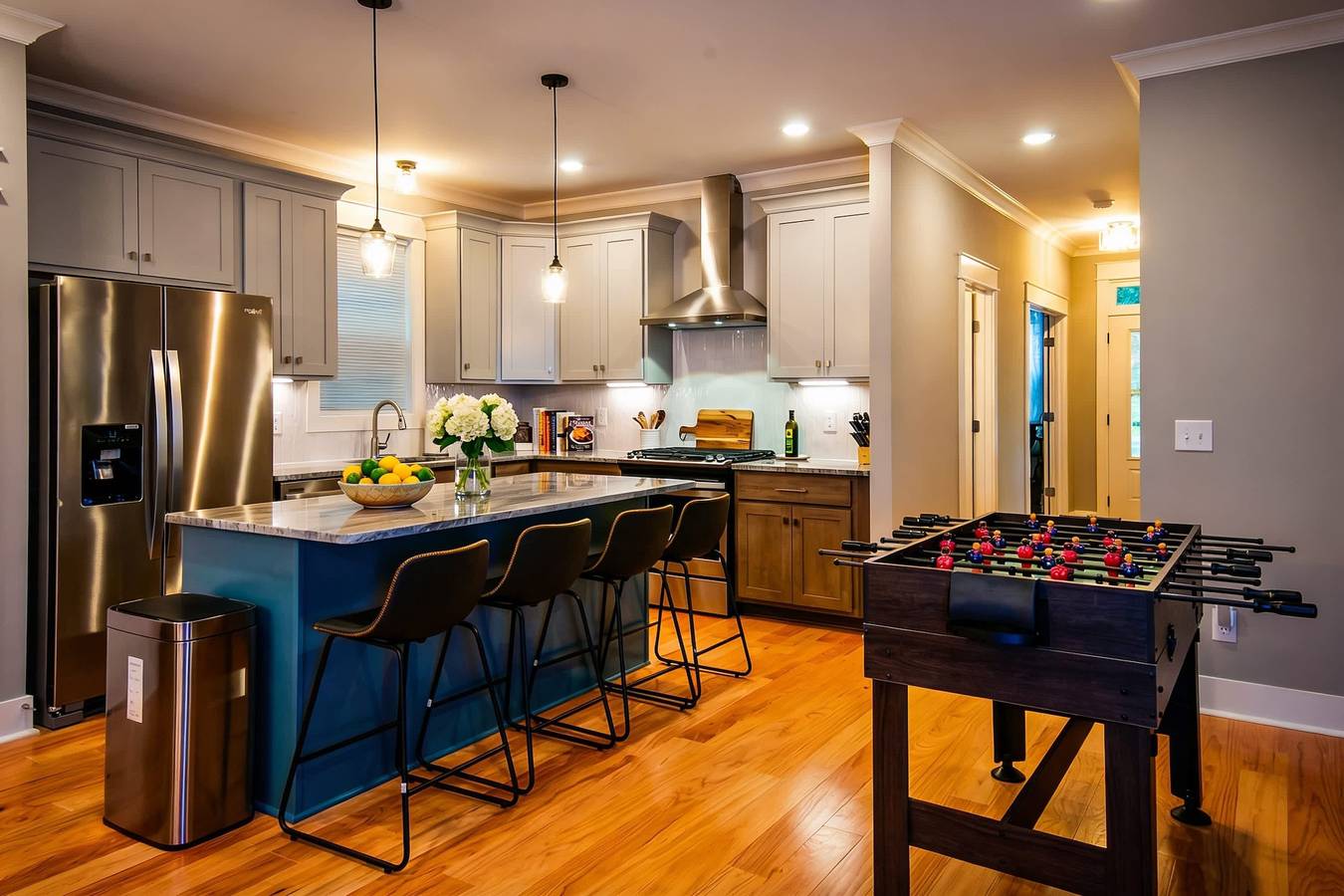 Booking Fast 12 Beds-Large Yard in Nashville, Tennessee