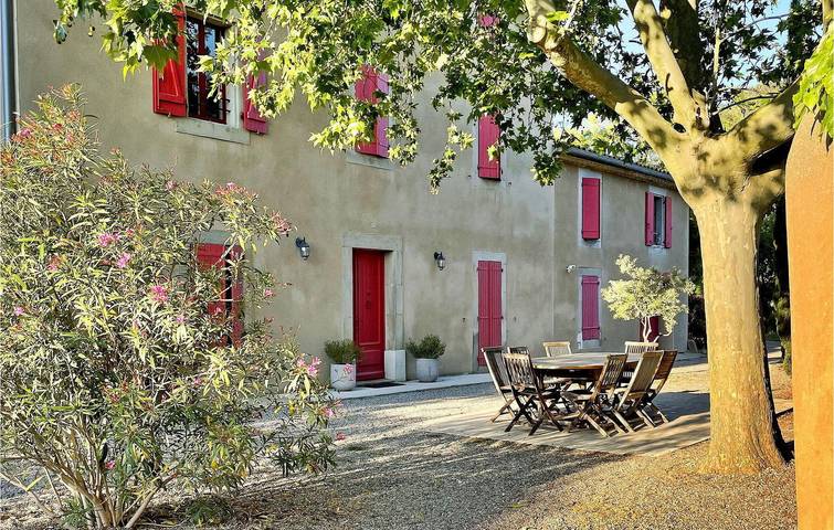 Location de vacances pour 18 personnes, avec terrasse à Trèbes - 2