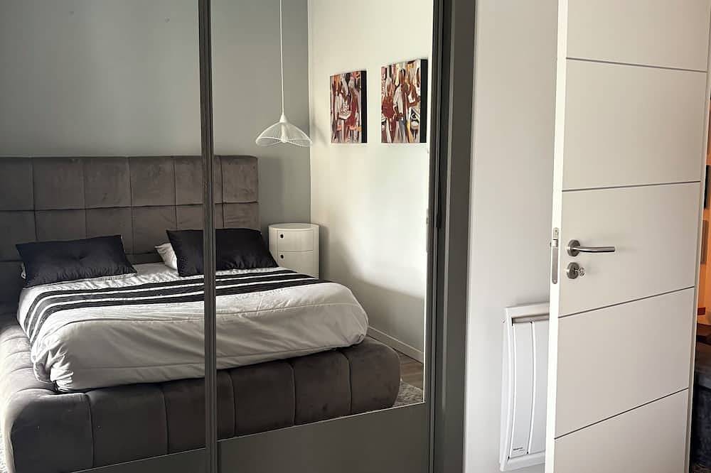 House with swimming pool in Alata (Corsica), Ajaccio e dintorni