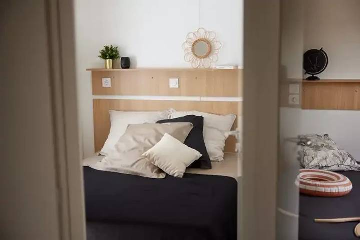 Mobil home pour 4 personnes, avec jacuzzi dans Gex - 4