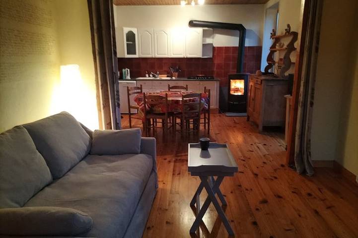 Appartement de vacances pour 4 personnes, avec terrasse et jardin