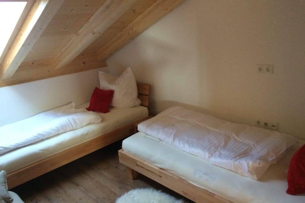 Ganze Wohnung, Erholsamen Urlaub mit der \"Königscard\"und atemberaubenden Ausblick auf die Alpen in Seeg, Bayerisch Schwaben