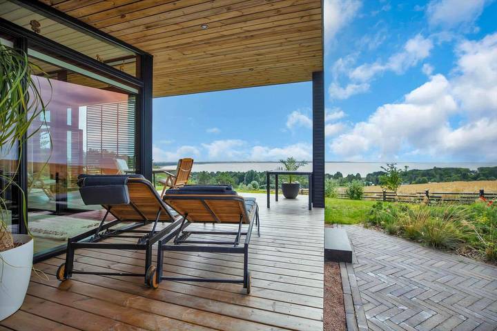 Ferieudlejning for 6 personer, med Terrasse og Have i Lumsås