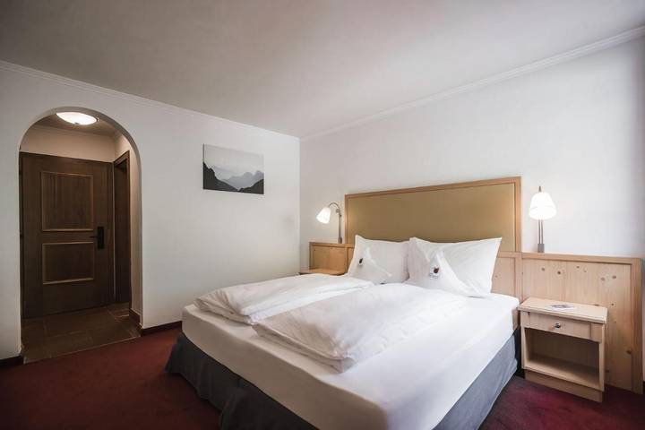 Hôtel pour 3 personnes, avec sauna et jardin ainsi que vue et piscine, animaux acceptés dans Anterselva Di Mezzo - 3