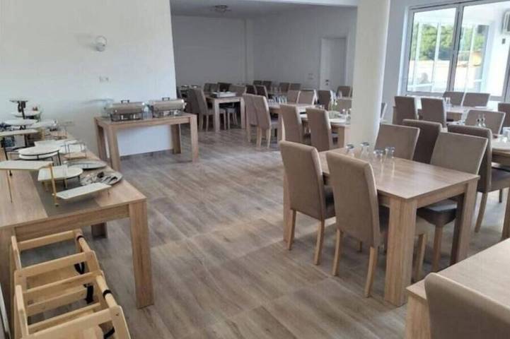 Vacation rental for 32 people in Montenegro