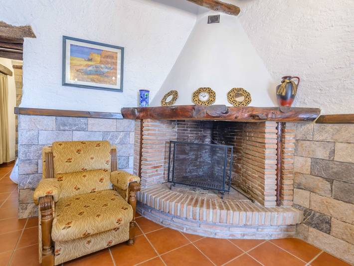 Typisches zentrales Haus in Alcaucín, Cordillera Penibética