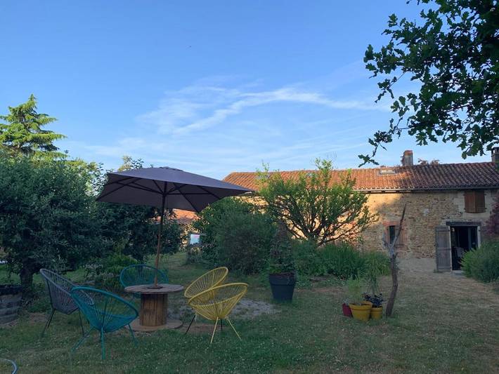Chambre d’hôte pour 2 personnes, avec jardin et terrasse