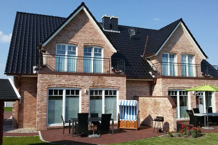 Ferienhaus für 8 Personen, mit Balkon und Whirlpool sowie Garten und Sauna - 1