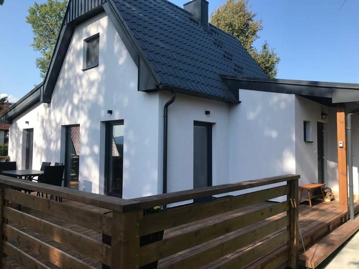 Ferienhaus für 6 Personen, mit Ausblick und Seeblick sowie Garten
