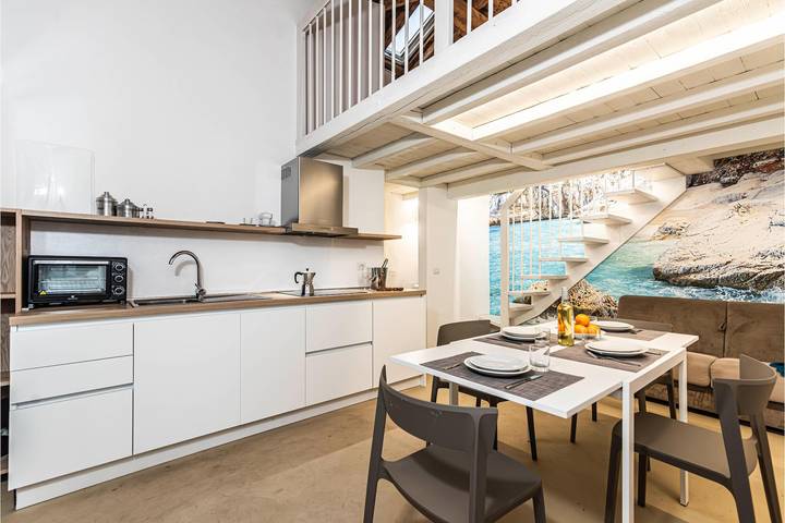 Gîte pour 6 personnes, avec terrasse et piscine, adapté aux familles à Porto Rotondo - 4