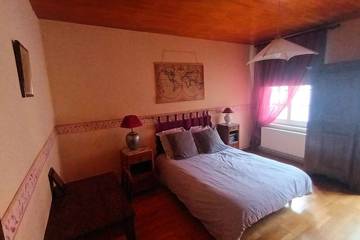 Location De Vacances pour 12 Personnes dans Coucy-lès-Eppes, Aisne, Photo 1