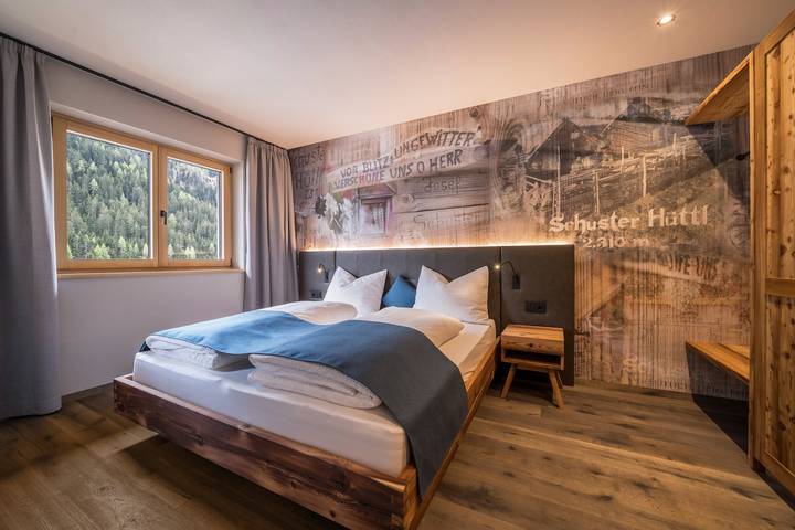 Ganze Wohnung, Ferienwohnung "Seebrunn - Schusterhüttl Alm" mit Berg- und Seeblick, Terrasse & Garten in Kuppelwies, Ulten