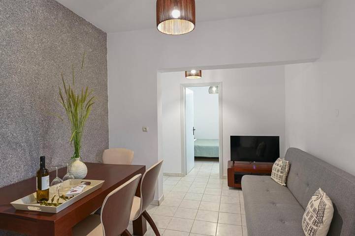 Gîte pour 3 personnes, avec jardin et vue, adapté aux familles dans Samos (Grèce) - 4