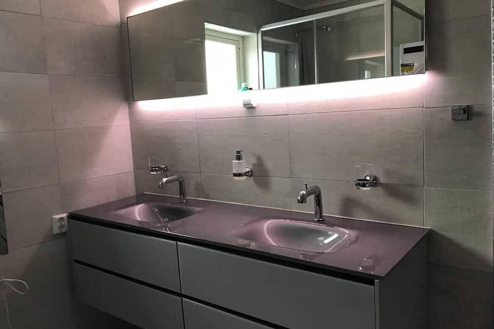 Appartamento intero, Great apartment in the middle of Heimdal Center in Trondheim