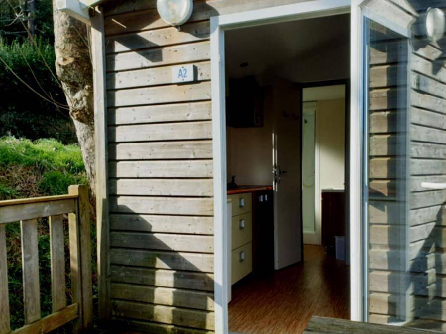 Camping Village de Reneville - Mobilhome 2 personnes - Confort 1 chambre - Vue mer in Saint-Guillaume-de-Fécamp, Arrondissement du Havre