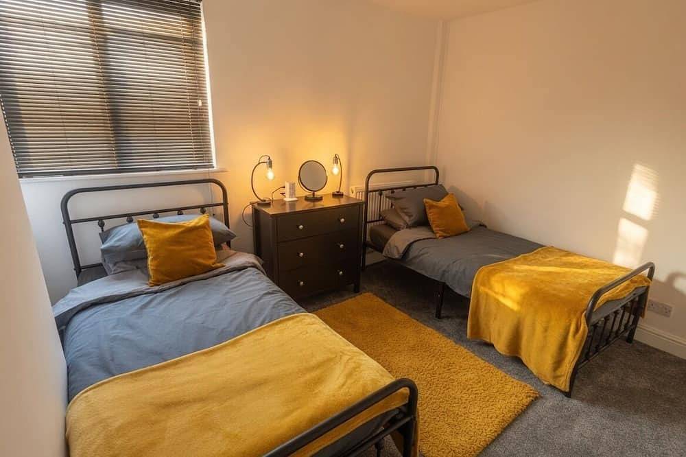 Boutique cottage with private indoor pool in Bolton, Greater Manchester