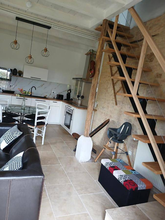 Location de vacances pour 4 personnes, avec jardin, adapté aux familles à Lavercantière - 4
