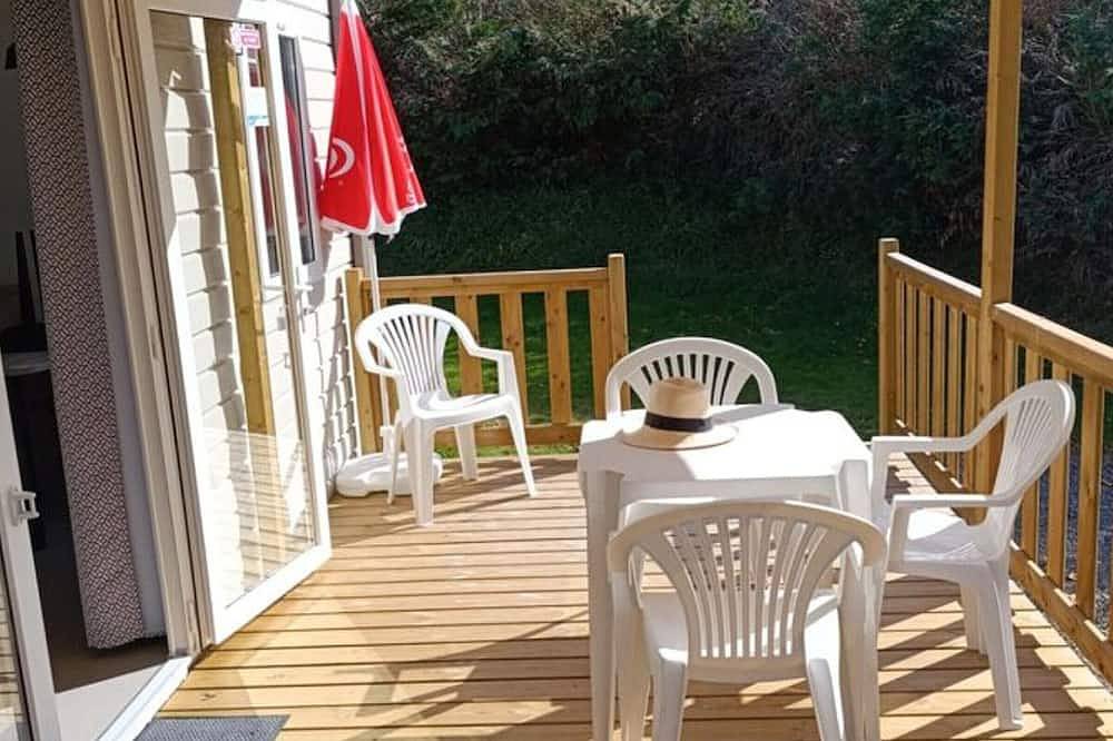Location Mobil Home avec Terrasse à Guégon in Guégon, Région de Pontivy