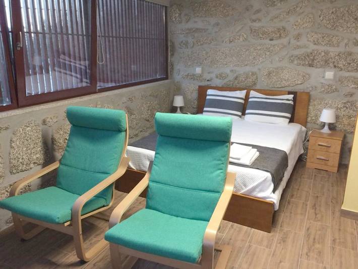 Parc de vacances pour 7 personnes, avec piscine ainsi que jardin et vue dans Vilarinho (Valdosende) - 4