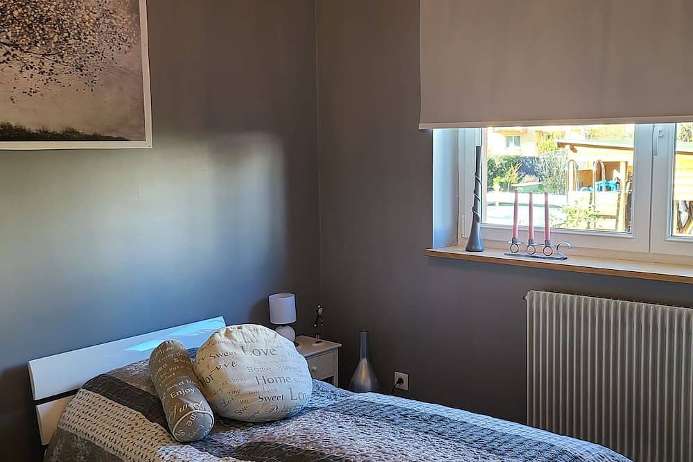 Ganze Wohnung, Gîtes Mieten Gebäck ruhigen Zentrum von Garten / Terrasse umgeben in Schlettstadt, Region Sélestat-Erstein