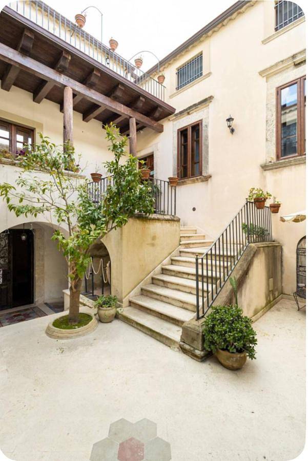 Palazzo Candida B&B in Gerace, Province de Reggio Calabria