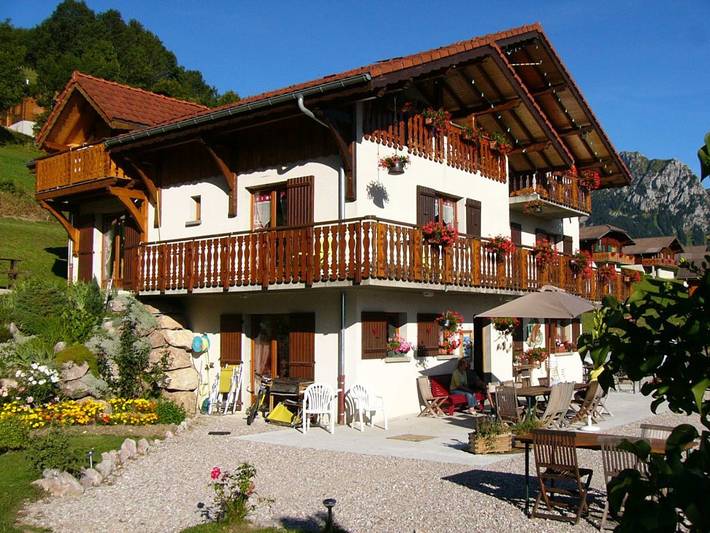 Gîte pour 30 personnes, avec jardin et balcon à Bernex - 4