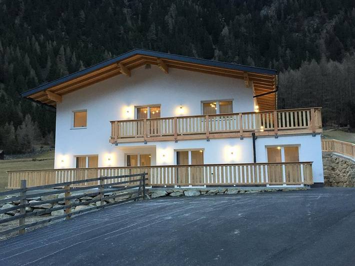 Holiday apartment für 4 Personen, mit Balkon und Terrasse im Ötztal - 2