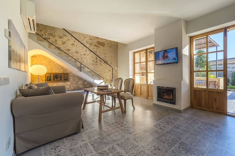 Casa Son Bordoi en Llubí con piscina privada y wifi gratis ideal familias in Llubí, Interior de Mallorca