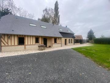 Cottage pour 14 personnes, avec piscine et jardin, adapté aux familles à Asnières