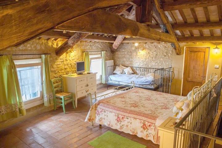 Agriturismo per 2 persone, con Terrazza e Giardino nonché Panorama in Provincia di Treviso