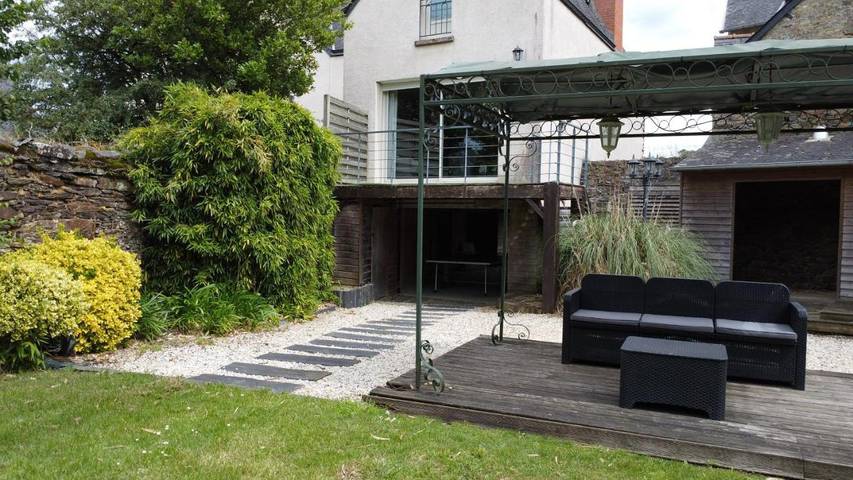 Location de vacances pour 15 personnes, avec vue et jardin à Guipry-Messac - 2