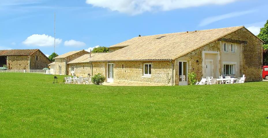 Maison de vacances pour 8 personnes, avec piscine et jardin dans les Deux-Sèvres - 2