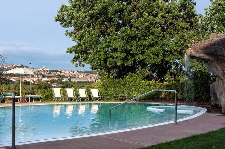 Hotel dla 2 osób, z basen i ogród w Perugia