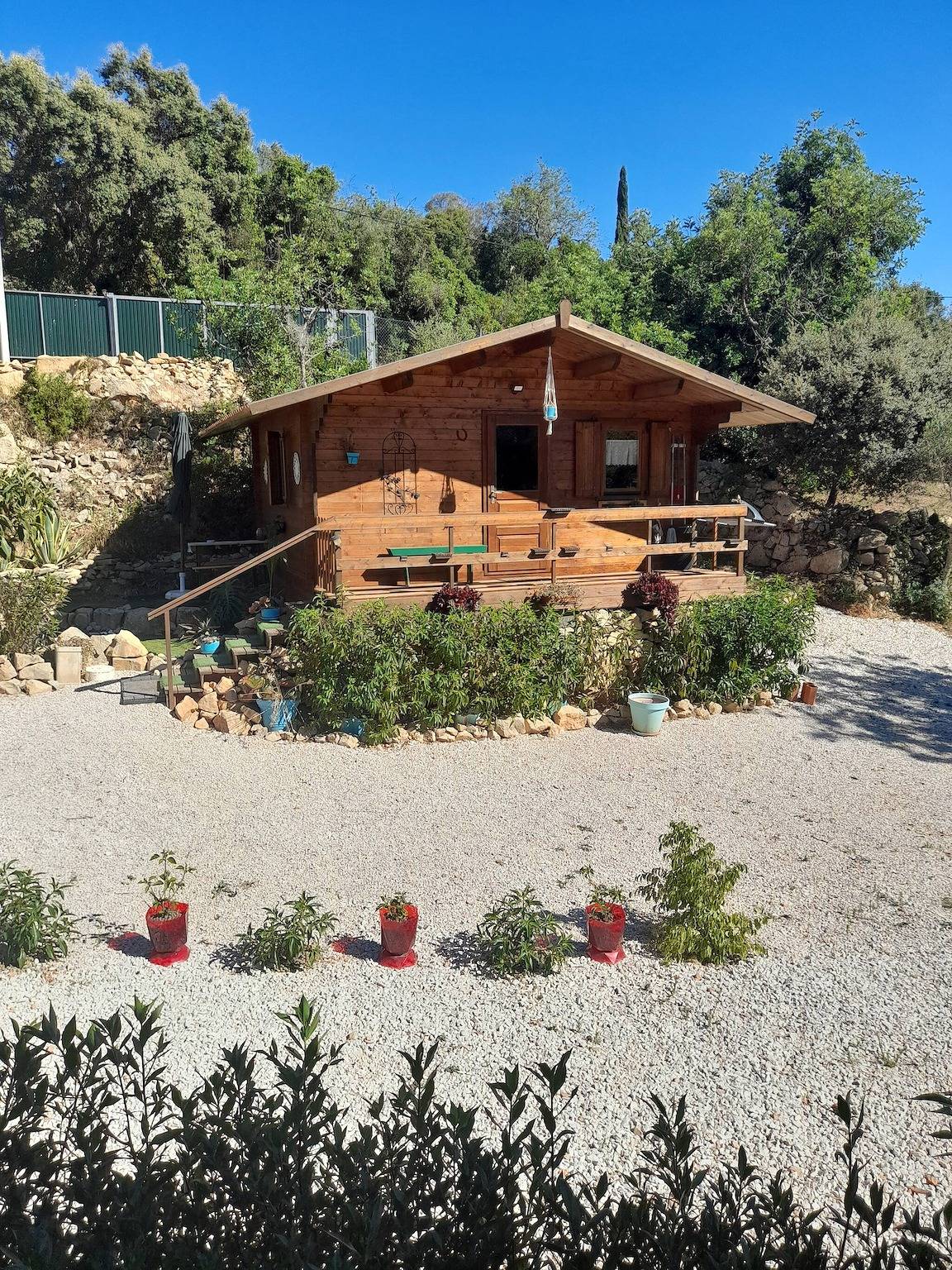 Ruhiger Chalet-Rückzugsort mit Gemeinschaftspool in Estói, Portugal in Faro, Faro Distrikt