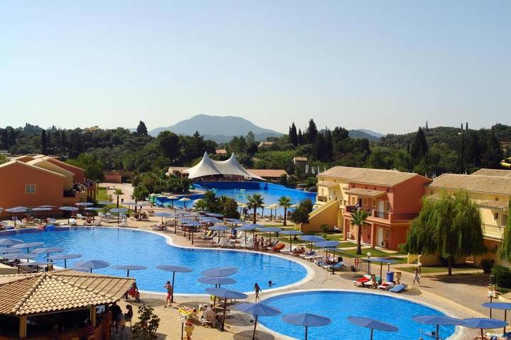 Διαμονή για 5 άτομα, με Ταράτσα και Κήπο καθώς και Παιδική πισίνα και Πισίνα στον Άγιο Ιωάννη (Κέρκυρα)