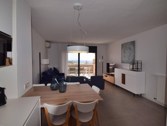 Location de vacances pour 6 personnes, avec Vue sur l’océan et Terrasse ainsi que Jardin et Piscine à Sant Feliu de Guíxols - 4