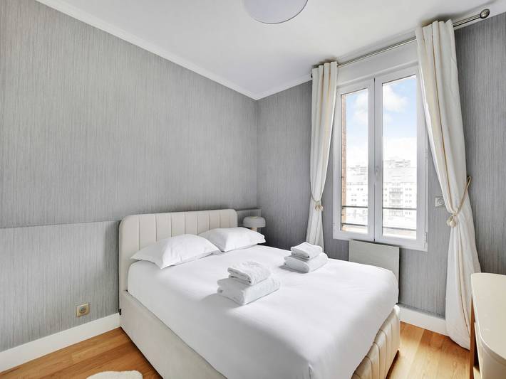 Gîte pour 8 personnes, avec balcon/terrasse, adapté aux familles à Courbevoie - 2