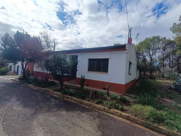 Casa de vacaciones para 6 personas, con jardín y terraza en Bajo Aragón - 2