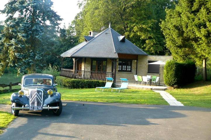 Location de vacances pour 6 personnes, avec Terrasse à Baâlons