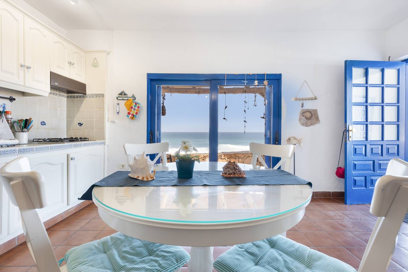 Casa de vacaciones 'Mar y Siesta' con vistas al mar, terraza privada y Wi-Fi in Playa Ajuy, Pájara