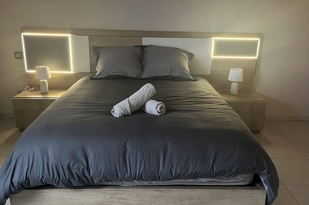 Villa 10 pers, sea view on the Costa Brava 5 min from the beach of Roses with swimming pool in Palau-saverdera, Oberampurien