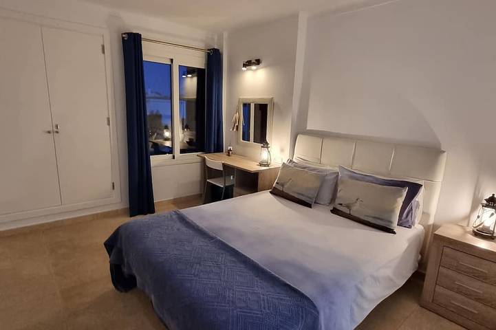 Ganze Wohnung, Dieses Apartment wurde fabelhaft renoviert und bietet alles, was Sie benötigen. in Port de Pollença, Pollença