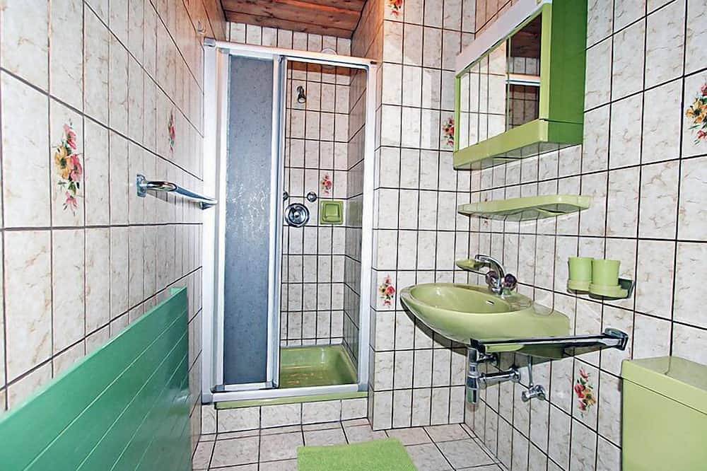 Ganze Wohnung, Ferienwohnung Lener in Tuxer Alpen, Pfons