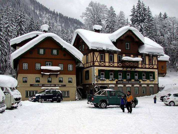 BnB für 2 Personen, mit Terrasse und Garten sowie Ausblick in Gosau